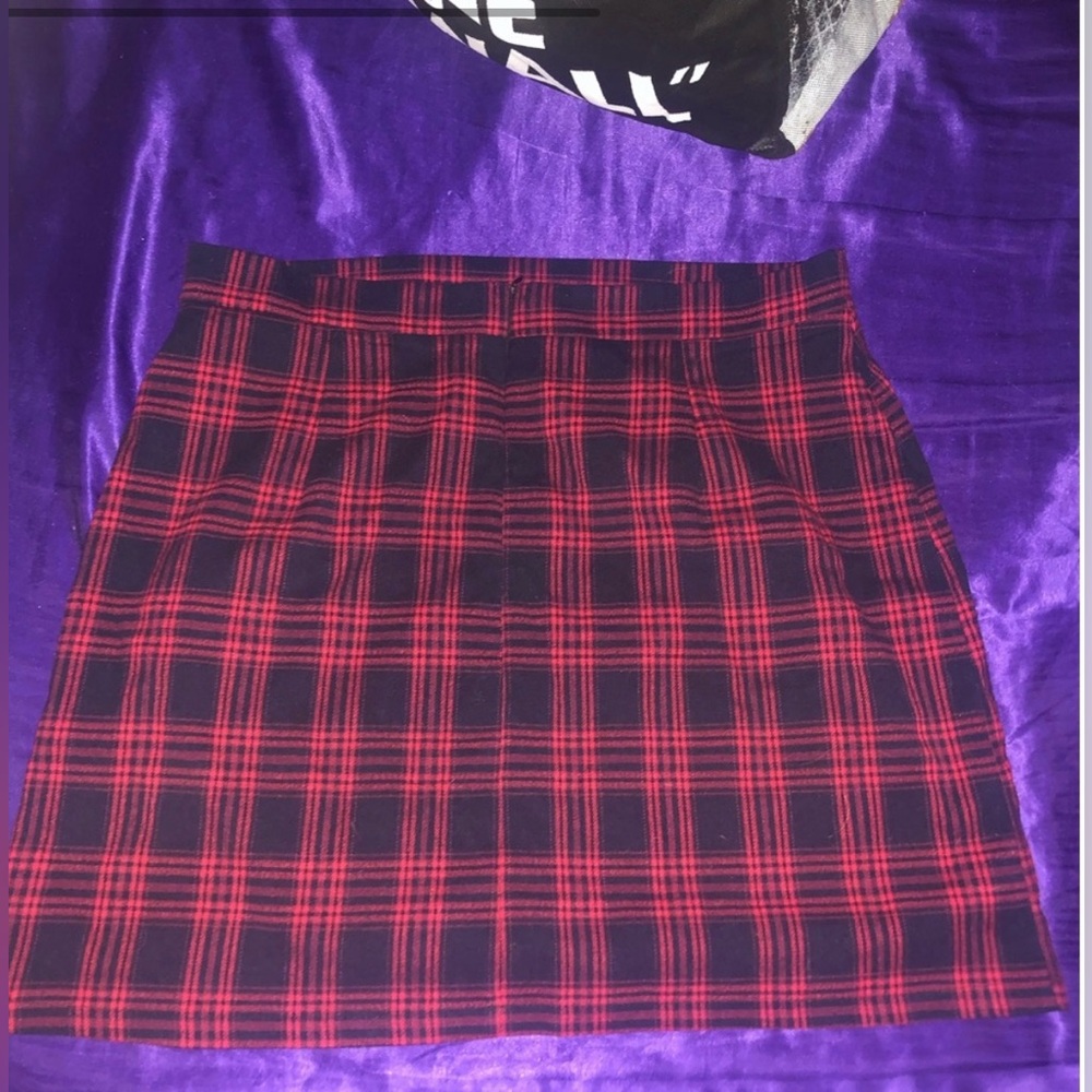 Plaid skirt red and dark blue